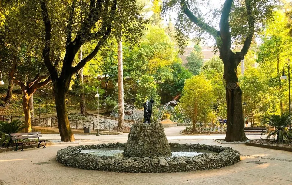 Photo: Villa Vecchia, Next to Piazza XV Marzo